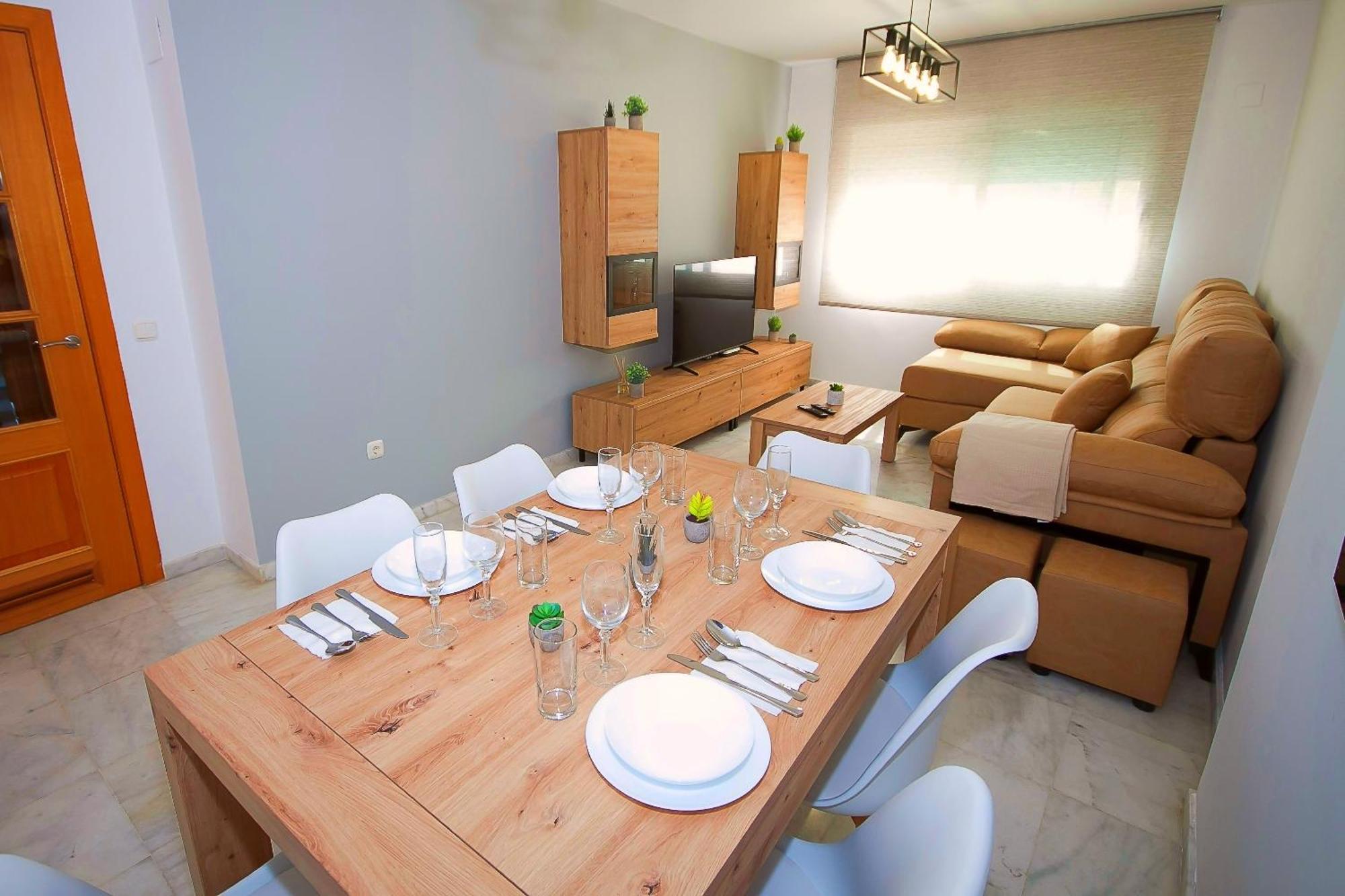 Ave Huelin 3Rooms Alojamiento Con Parking Y Ac Малага Экстерьер фото